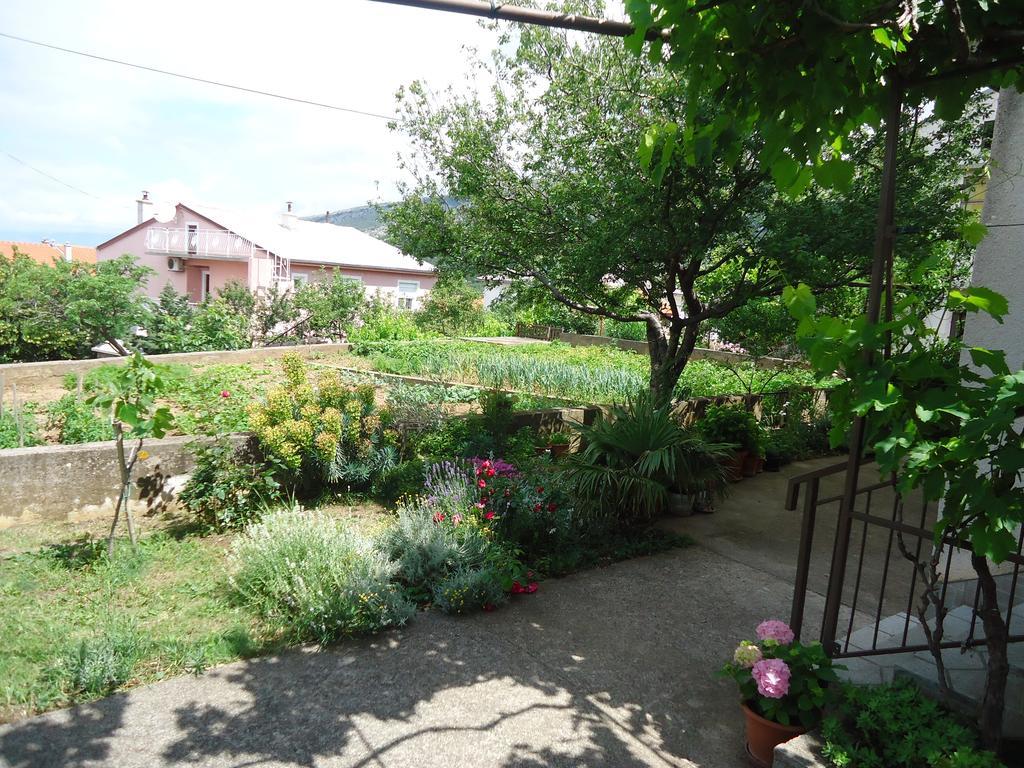 Apartman Lipa Сен Екстериор снимка